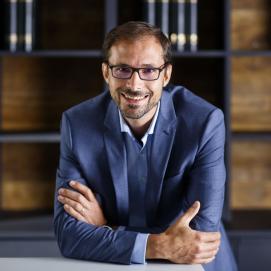 Jérome PERON avocat associé en droit des affaires